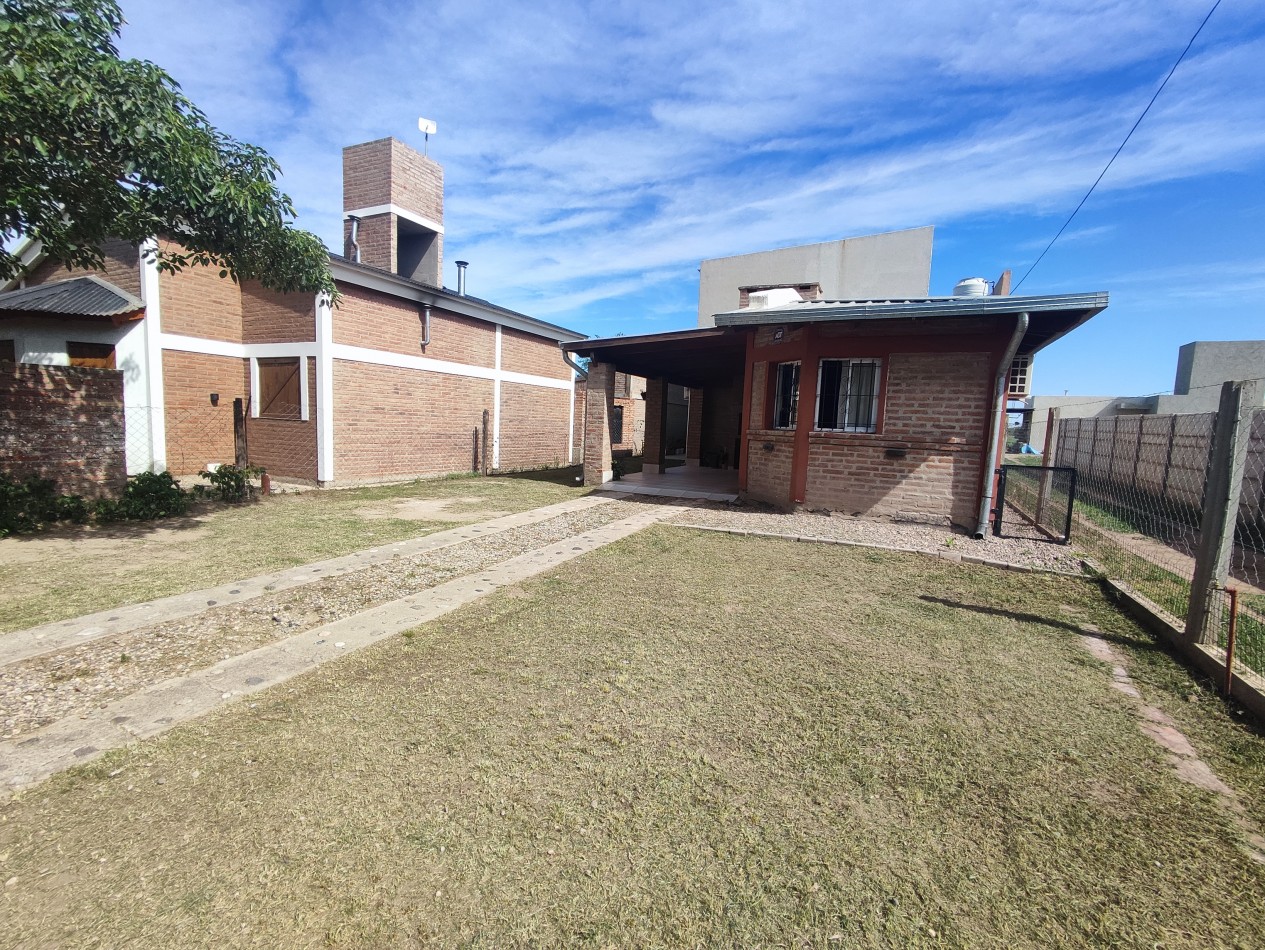 CASA EN PINARES 3 DORMITORIOS CON QUINCHO+ PILETA
