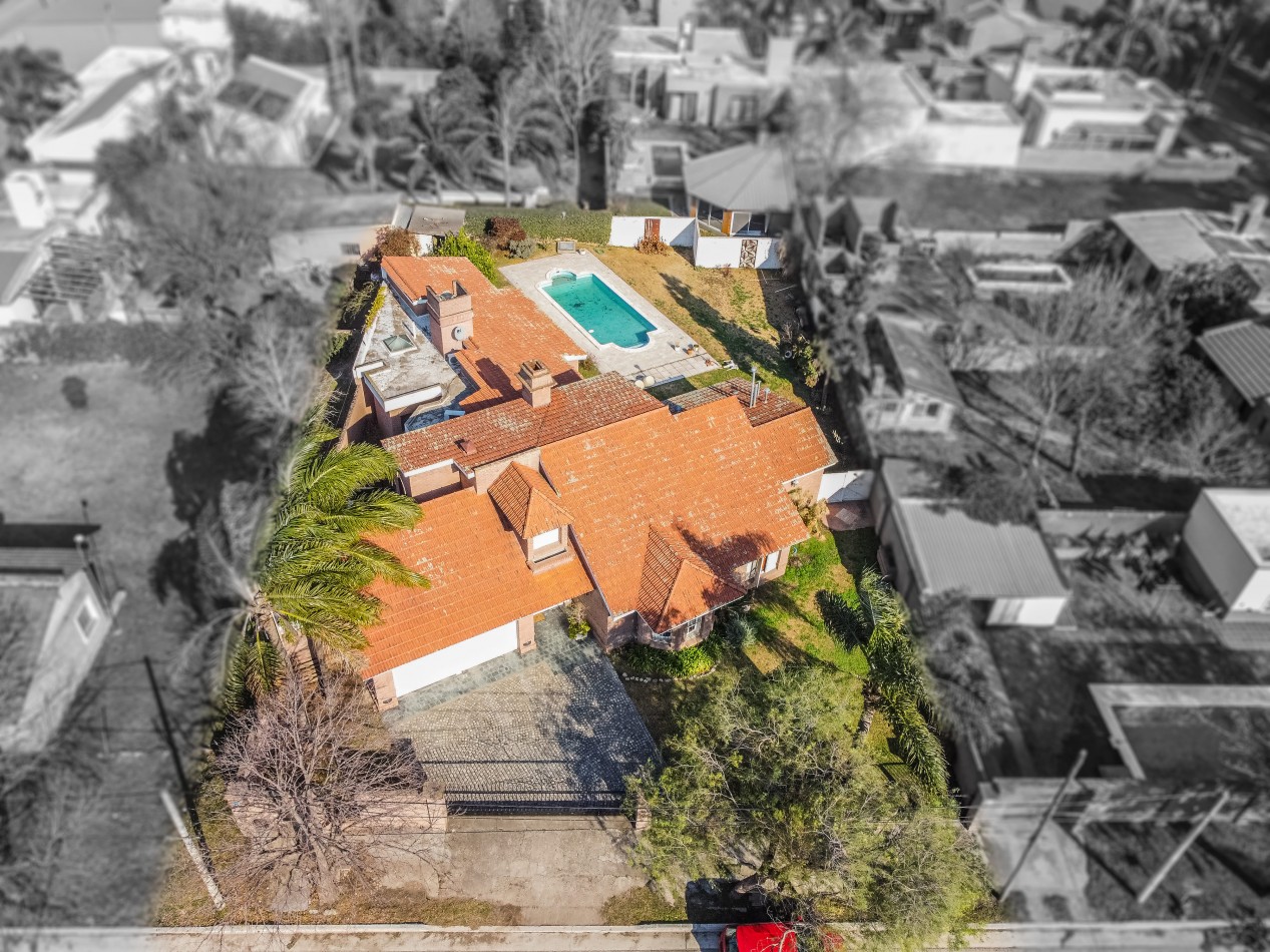 IMPONENTE CASA EN VENTA