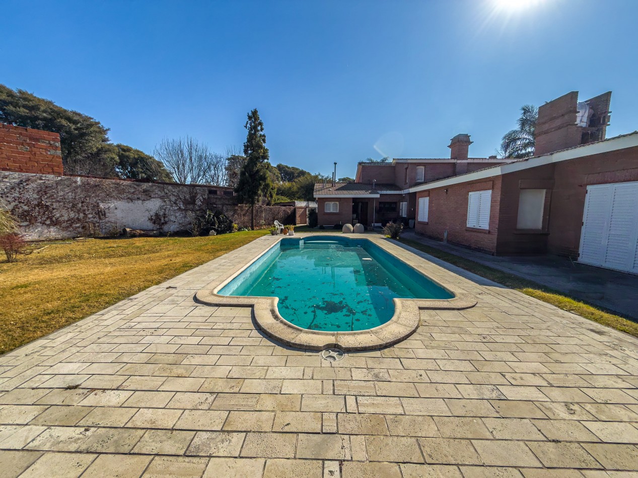 IMPONENTE CASA EN VENTA