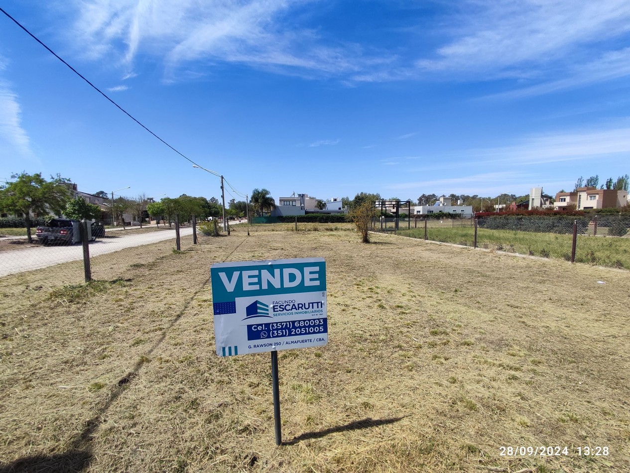 LOTE FRENTE A PLAZA TIERRAS DEL FUNDADOR