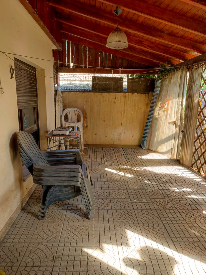 CASA 3 DORMITORIOS ZONA MUNICIPALIDAD