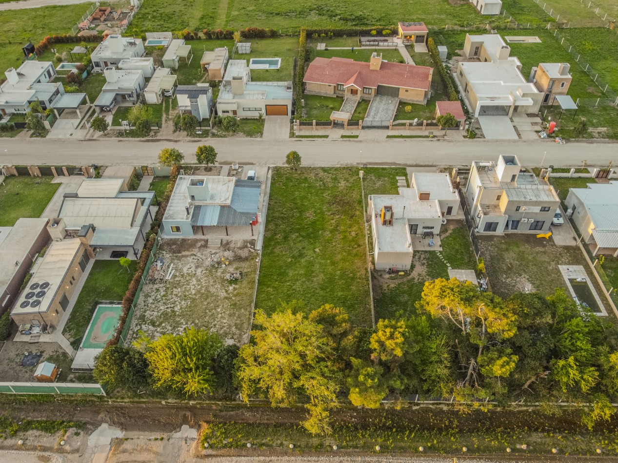 LOTE EN TIERRAS DEL ESTE I DE 721M2