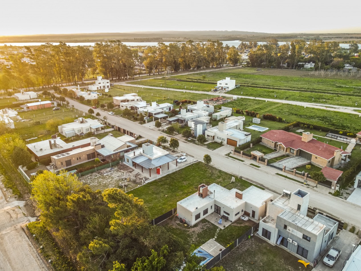 LOTE EN TIERRAS DEL ESTE I DE 721M2