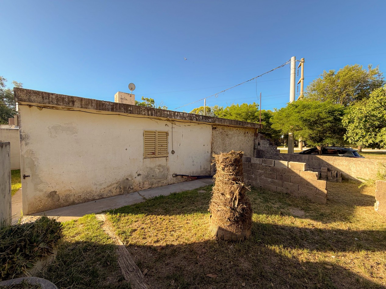CASA 3 DORMITORIOS + GALPON EN B° LAS HERAS
