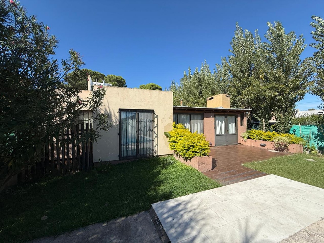 HERMOSA CASA CON PILETA EN B° PINARES