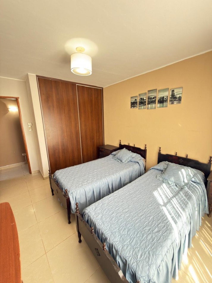 HERMOSA CASA CON PILETA EN B° PINARES