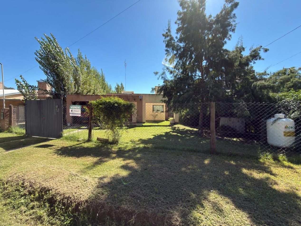 HERMOSA CASA CON PILETA EN B° PINARES