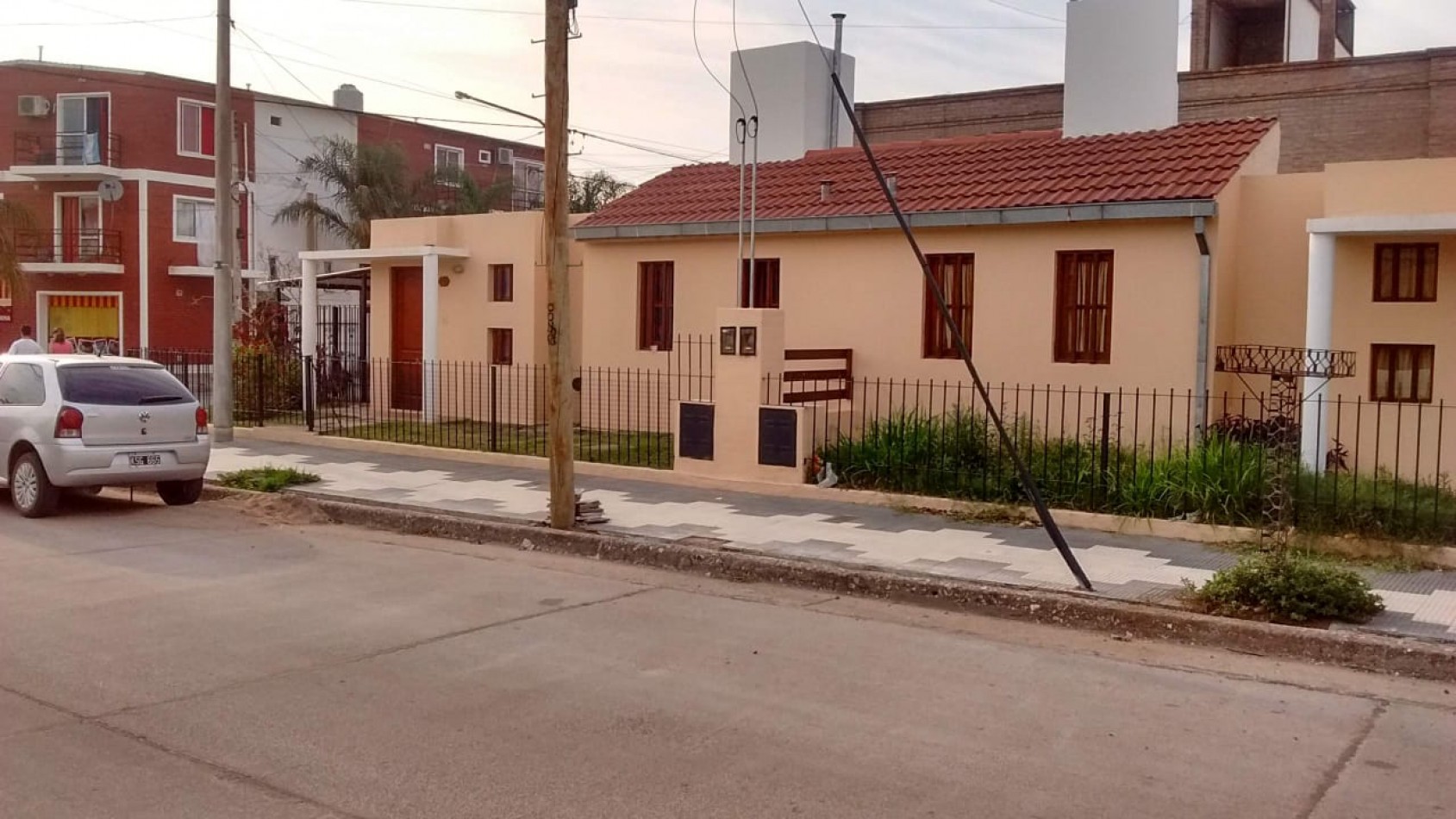BLOCK DE DEPTOS EN RIO TERCERO OPORTUNIDAD A DOS CUADRAS DE LA TERMINAL