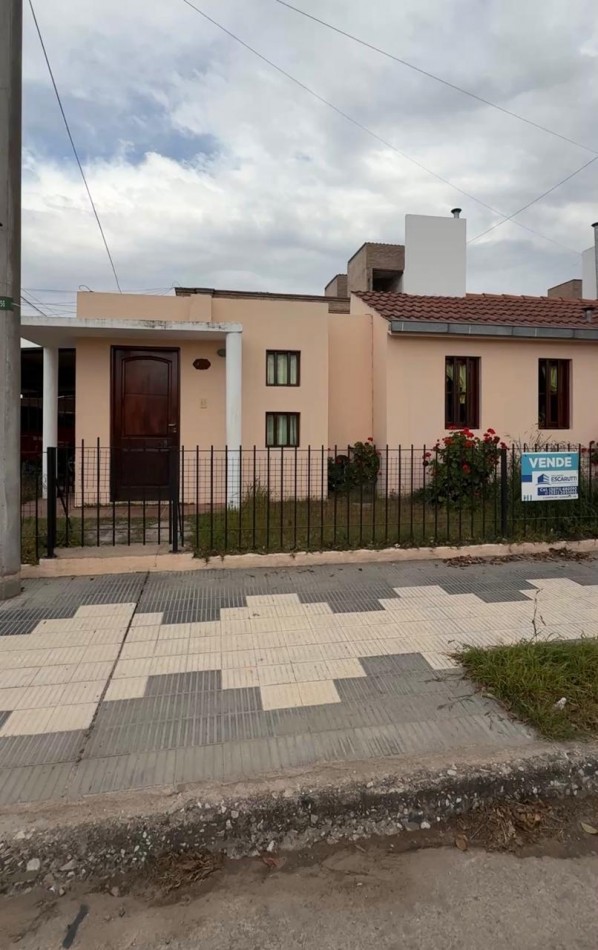 BLOCK DE DEPTOS EN RIO TERCERO OPORTUNIDAD A DOS CUADRAS DE LA TERMINAL
