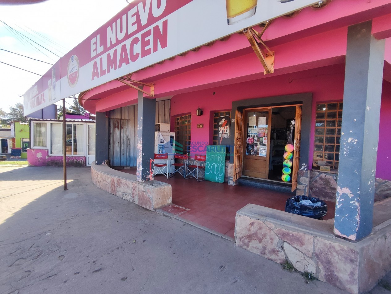 CASA CON LOCAL Y DEPTOS EN EMBALSE
