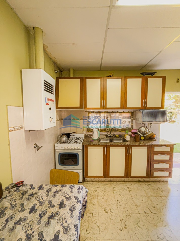 CASA CENTRICA TRES DORM+ DEPTO. MONOAMB. LOTE CON DOBLE SALIDA