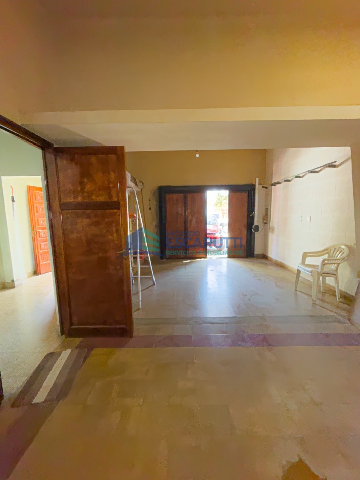 CASA CENTRICA TRES DORM+ DEPTO. MONOAMB. LOTE CON DOBLE SALIDA