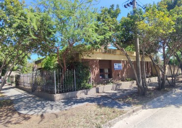 CASA 3 DORMITORIOS ZONA MUNICIPALIDAD
