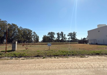 LOTE EN TIERRAS DEL ESTE II- A POCOS MTS DEL INGRESO. 