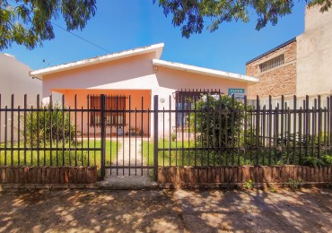 CASA ZONA CENTRICA CON GALPON